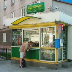 Kiosk RUCH: Zarobki do 8000 zł netto? Sprawdź realia!
