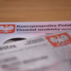 Dowód osobisty. Podanie numeru dowodu osobistego może grozić kradzieżą tożsamości i wyłudzeniami.