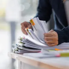 Jak usunąć hipotekę z księgi wieczystej i uniknąć problemów z dokumentami