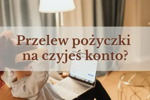 Kobieta z laptopem, zastanawia się nad przelewem pożyczki na czyjeś konto.