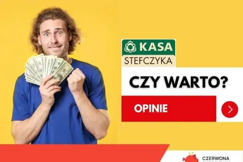 Mężczyzna z zaskoczoną miną trzyma wachlarz banknotów dolarowych na żółtym tle.