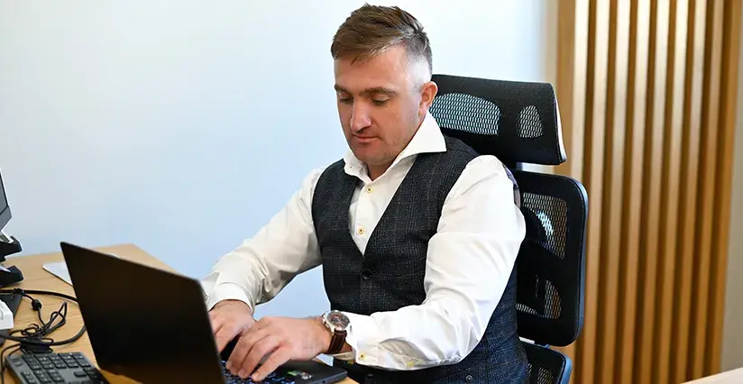 Jak napisać wniosek o dofinansowanie wzór, unikając najczęstszych błędów