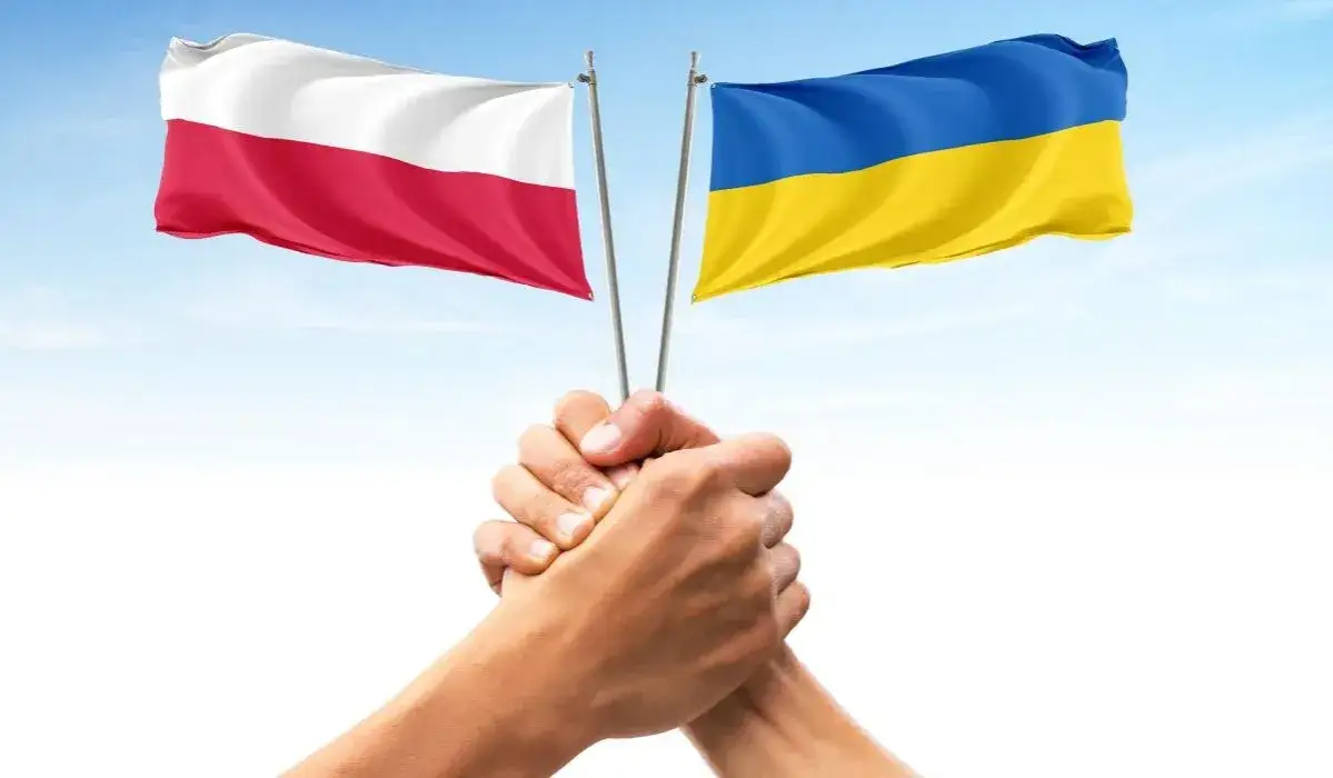 Flaga Polski i Ukrainy z symbolem rodziny lub dziecka