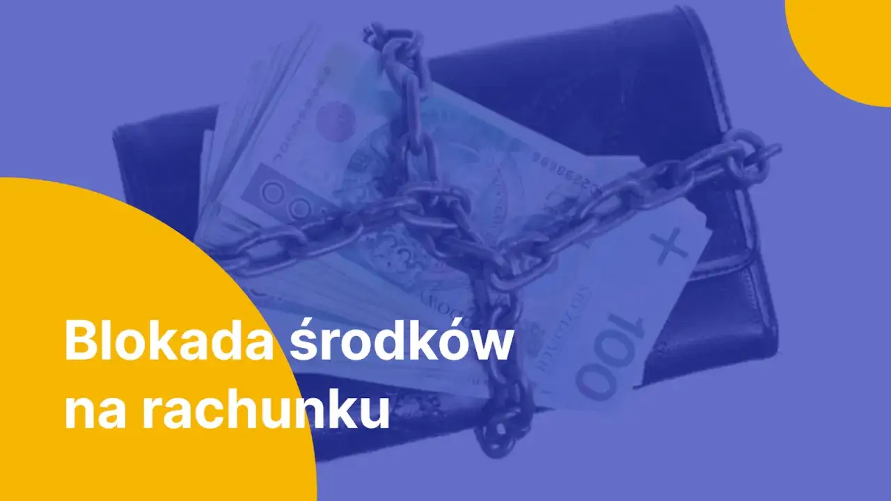 Portfel z pieniędzmi spięty łańcuchem. Ilustracja do tematu: ile trwa odblokowanie konta przez urząd skarbowy.