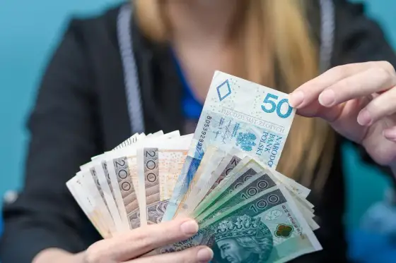 Kredyt w Revolut: Szybko, wygodnie i bez formalności? Sprawdź!