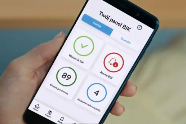 Panel BIK na smartfonie pokazuje wskaźnik BIK, ocenę punktową 89, alerty i aktywne zobowiązania. Sprawdź, jak długo w BIK po spłacie zadłużenia.