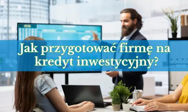 Biznesmen tłumaczy pracownikom, jak przygotować firmę na kredyt inwestycyjny.